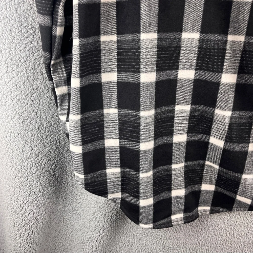 Old Navy Women’s Black & White Plaid Button-Down Shirt Jacket Size M NWT